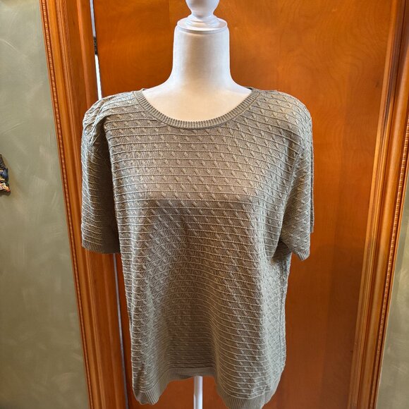 Alfred Dunner Tops - Alfred Dunner Crew Neck Woman's Top